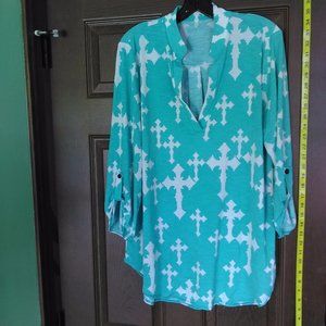 GREEN cross blouse